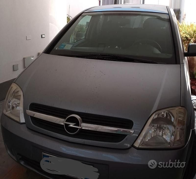 Usata Opel Meriva 90 CV (66 kW) 2006 Grigio Monovolume