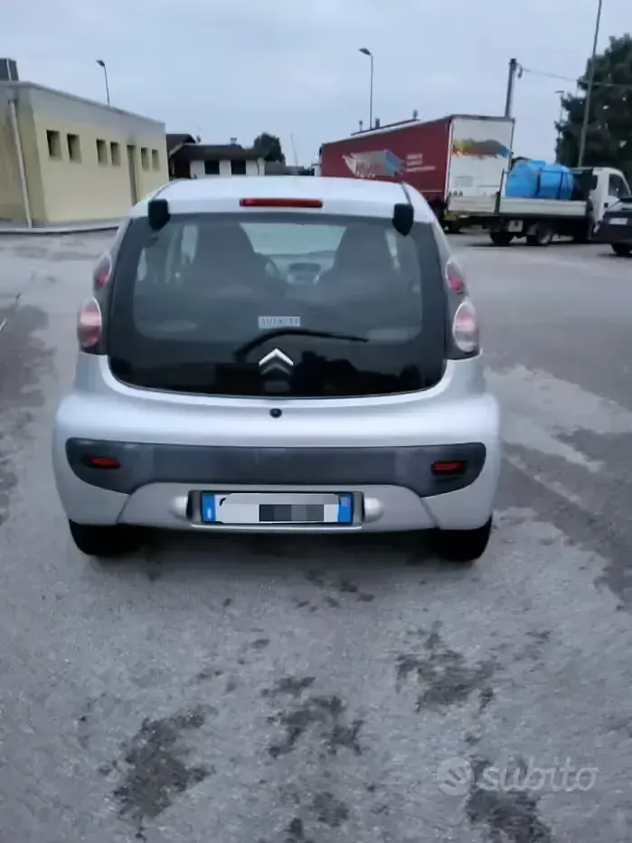 Second-hand Citroën C1 68 CP (50 kW) 2006 Gri Hatchback