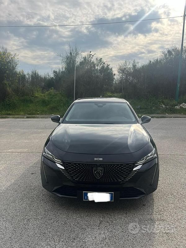 Usata Peugeot 308 Allure 131 CV (96 kW) 2022 Berlina
