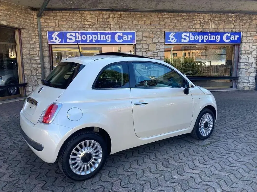 Usata Fiat 500 Lounge 69 CV (50 kW) 2012 Bianco Utilitaria