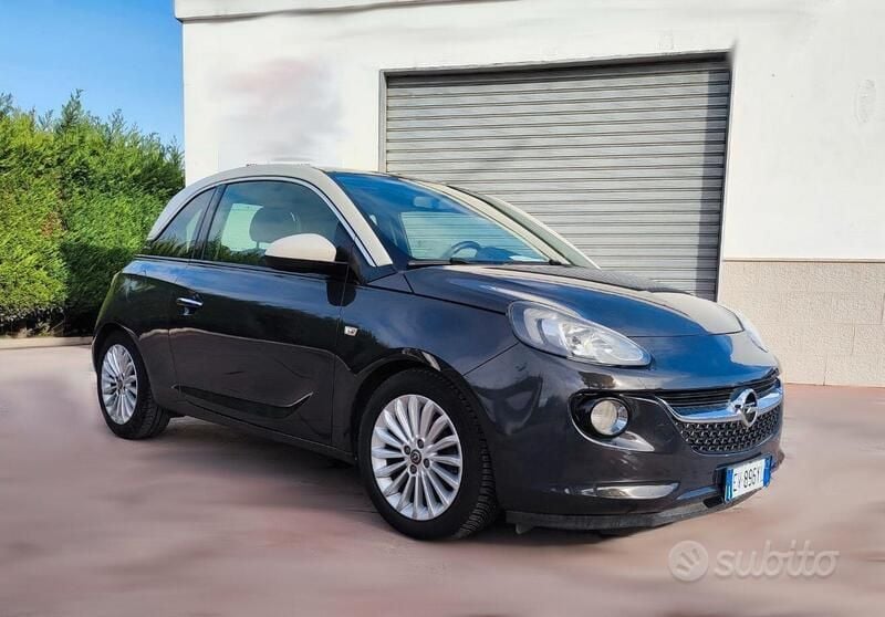 Usata Opel Adam 69 CV (50 kW) 2014 Nero Utilitaria