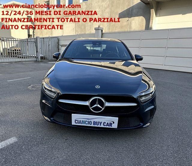 Usata Mercedes A180 Business 116 CV (85 kW) 2020 Blu