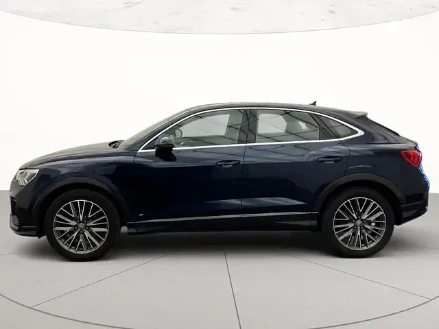Usata Audi Q3 Sportback Business Plus 150 CV (110 kW) 2020 B9 blu cosmo metallizzato SUV