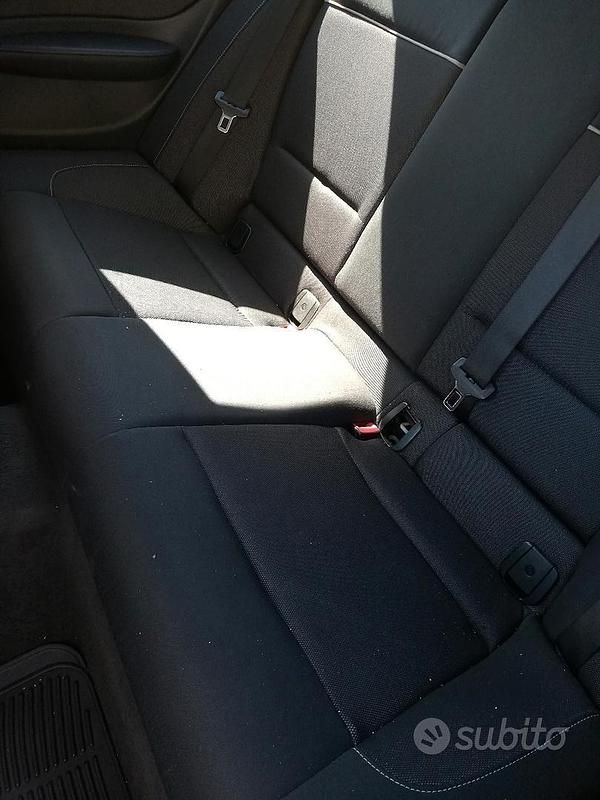 Usata BMW 118 Coupé 143 CV (105 kW) 2008 Bianco Coupé