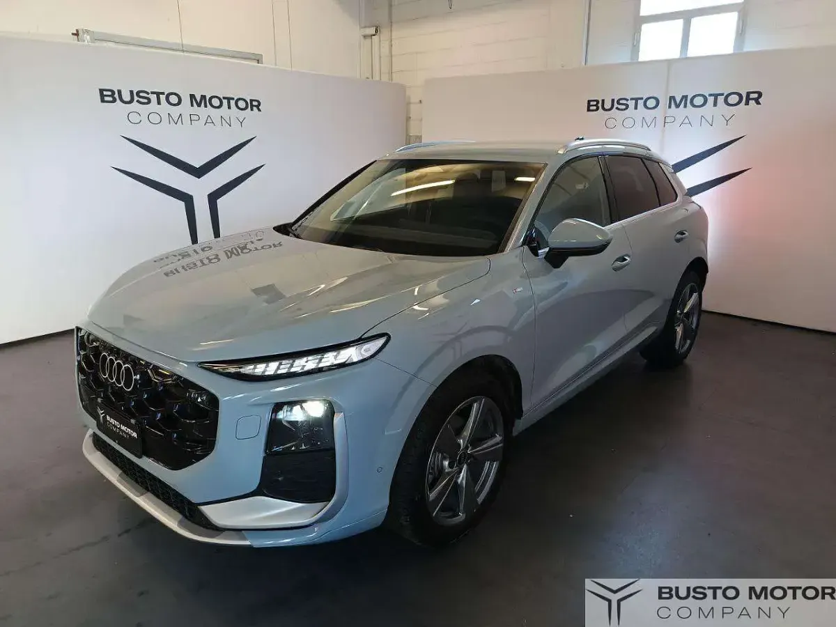 Ny Audi Q3 S-Line 150 HK (110 kW) 2026 Grå SUV