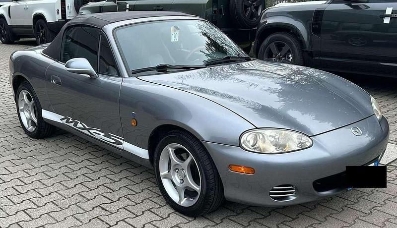 Usata Mazda MX5 110 CV (80 kW) 2002 Grigio Cabrio