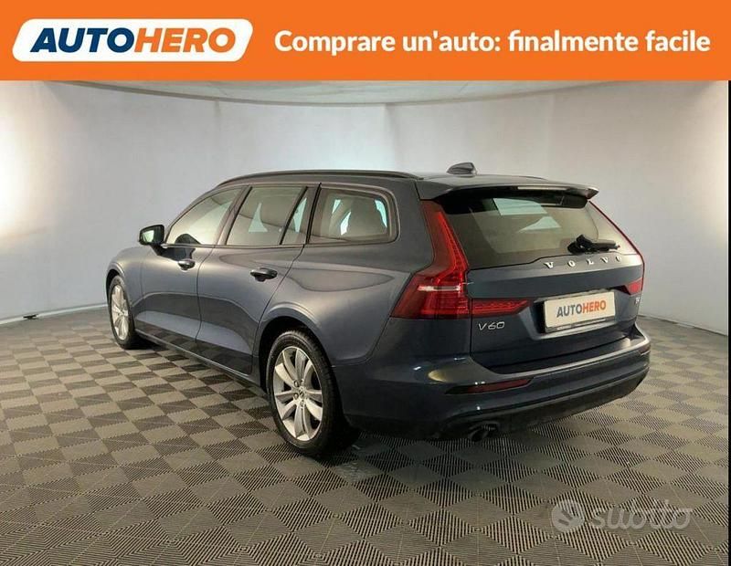 Usata Volvo V60 Business Edition 197 CV (144 kW) 2021 Blu Station wagon