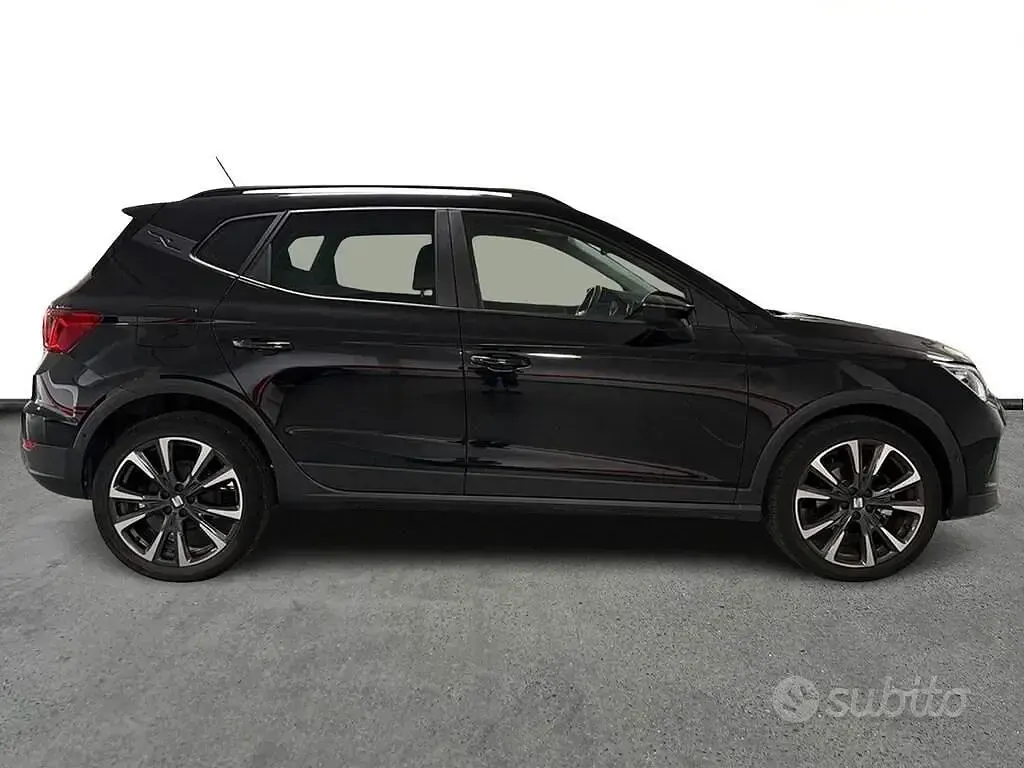 Usata Seat Arona Black Edition 95 CV (69 kW) 2025 Nero SUV