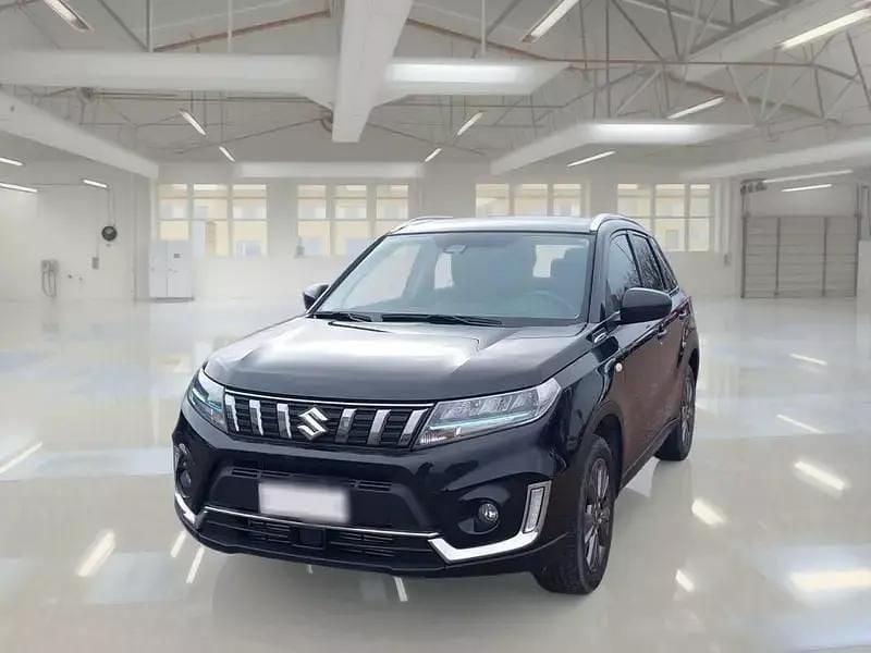 Nero Usata 2024 Suzuki Vitara Cool SUV | 21.900 € (Buon prezzo) - Immagine 1/4