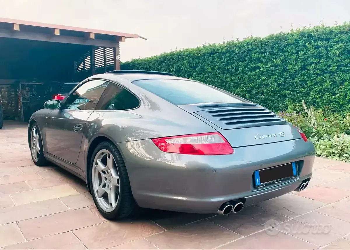 Usata Porsche 997 355 CV (261 kW) 2006 Grigio Coupé