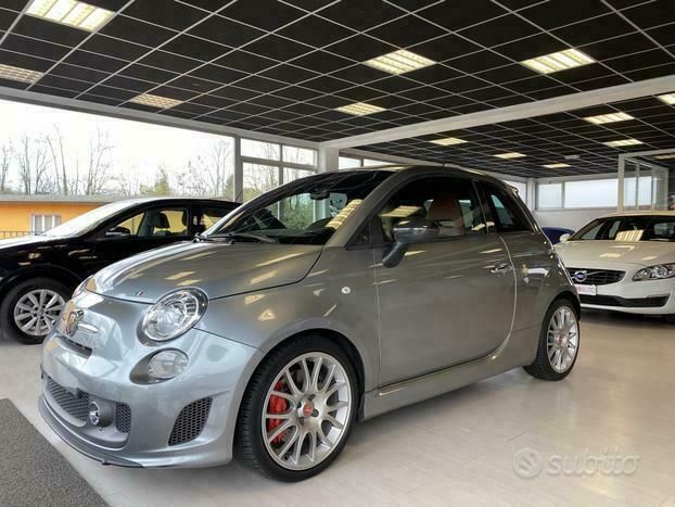 Venduto Abarth 695 Tributo Ferrari N Auto Usate In Vendita