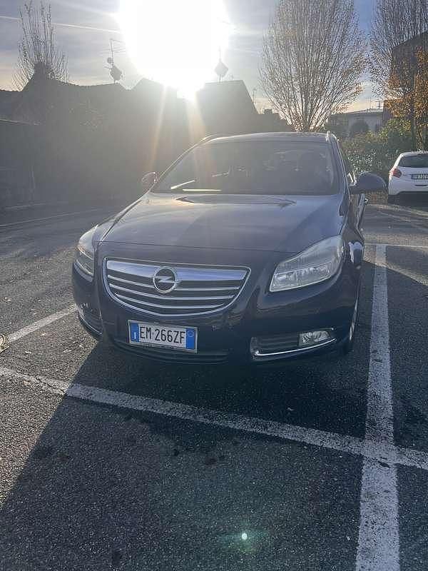 Usata Opel Insignia Cosmo 131 CV (96 kW) 2012 Station wagon