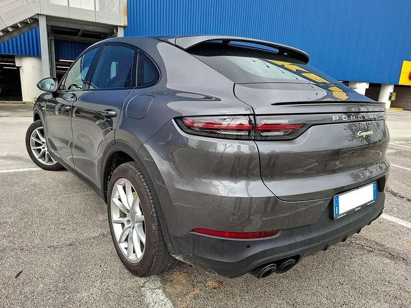 Usata Porsche Cayenne Coupe 340 CV (250 kW) 2021 Grigio Coupé