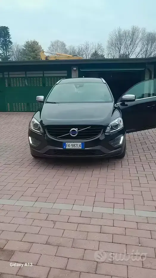 Usata Volvo XC60 150 CV (110 kW) 2017 Nero SUV