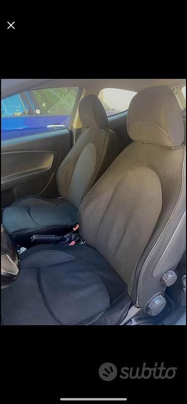 Usata Alfa Romeo MiTo 95 CV (69 kW) 2011 Utilitaria