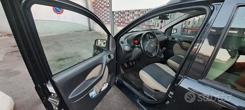 Usata Fiat Panda 75 CV (55 kW) 2010 Utilitaria