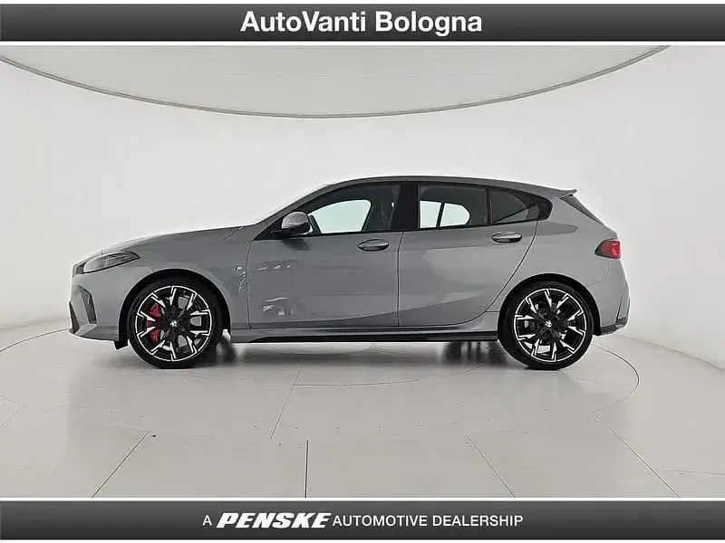 Usata BMW 120 M Sport 163 CV (119 kW) 2025 Grigio Utilitaria