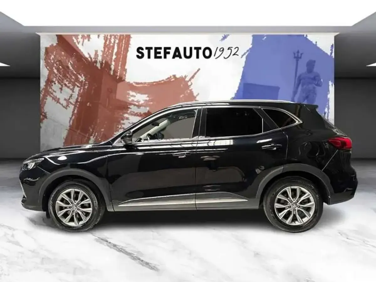 Usata MG HS Luxury 162 CV (119 kW) 2023 Nero SUV