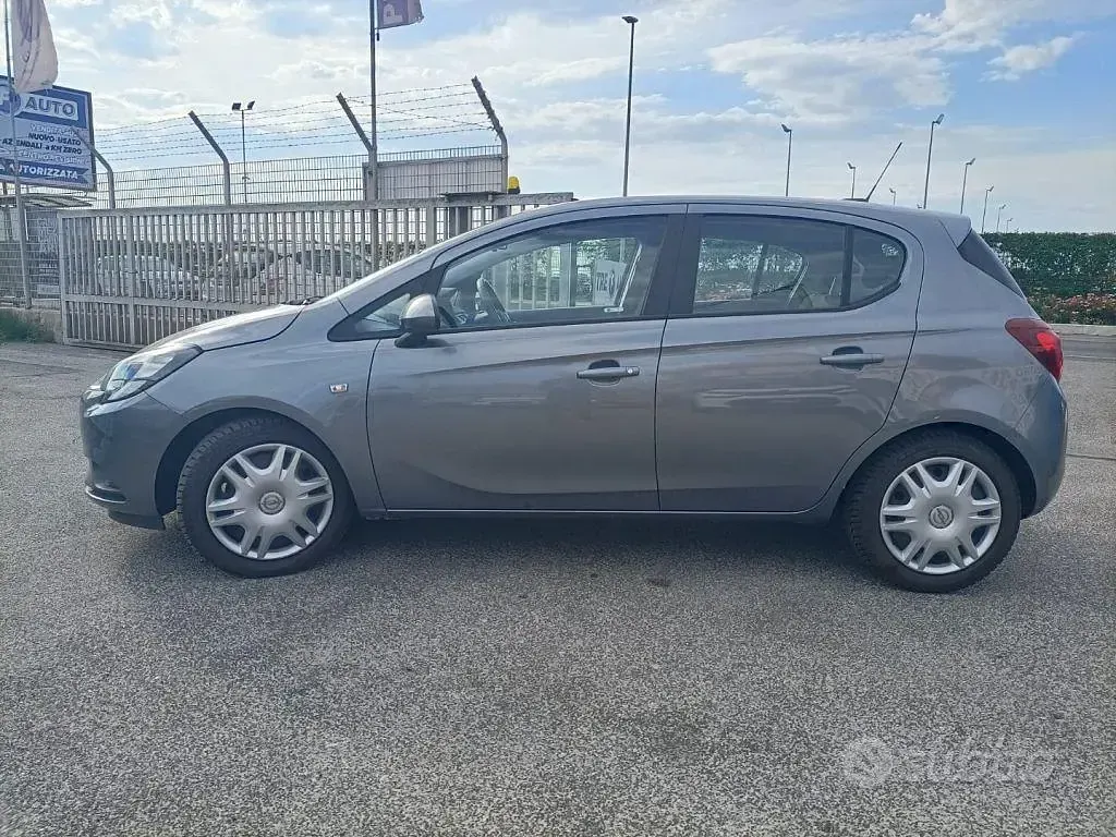 Usata Opel Corsa 75 CV (55 kW) 2018 Grigio Utilitaria