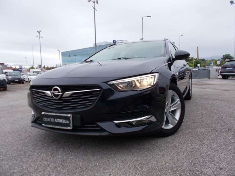 Usata Opel Insignia Business 170 CV (125 kW) 2018 Blu/azzurro Station wagon