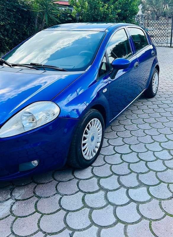 Usata Fiat Punto 69 CV (50 kW) 2008 Blu/azzurro Utilitaria