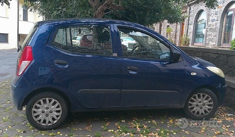 Usata Hyundai i10 66 CV (48 kW) 2009 Blu Utilitaria