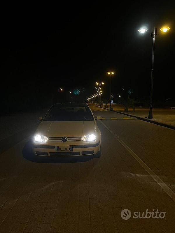 Usata VW Golf III 90 CV (66 kW) 1997 Bianco Berlina