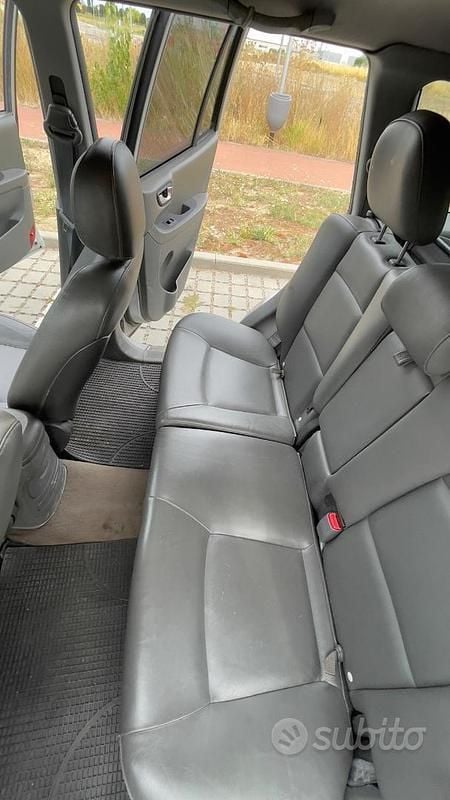 Usata Hyundai Santa Fe 112 CV (82 kW) 2002 Grigio SUV
