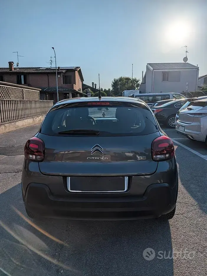 Usata Citroën C3 Shine 75 CV (55 kW) 2017 Utilitaria