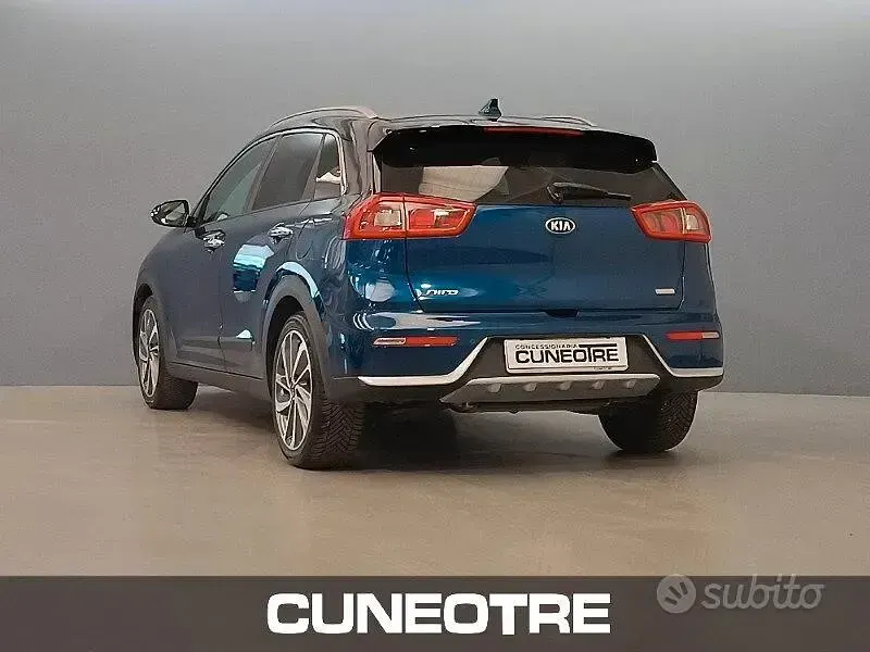 Usata Kia Niro Style 140 CV (102 kW) 2019 Blu/azzurro SUV