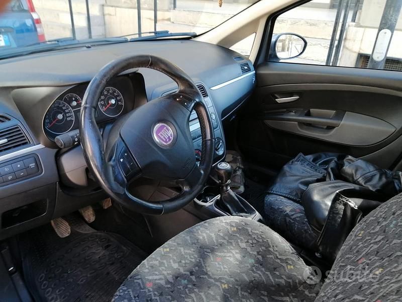 Usata Fiat Punto 2007 Grigio Berlina