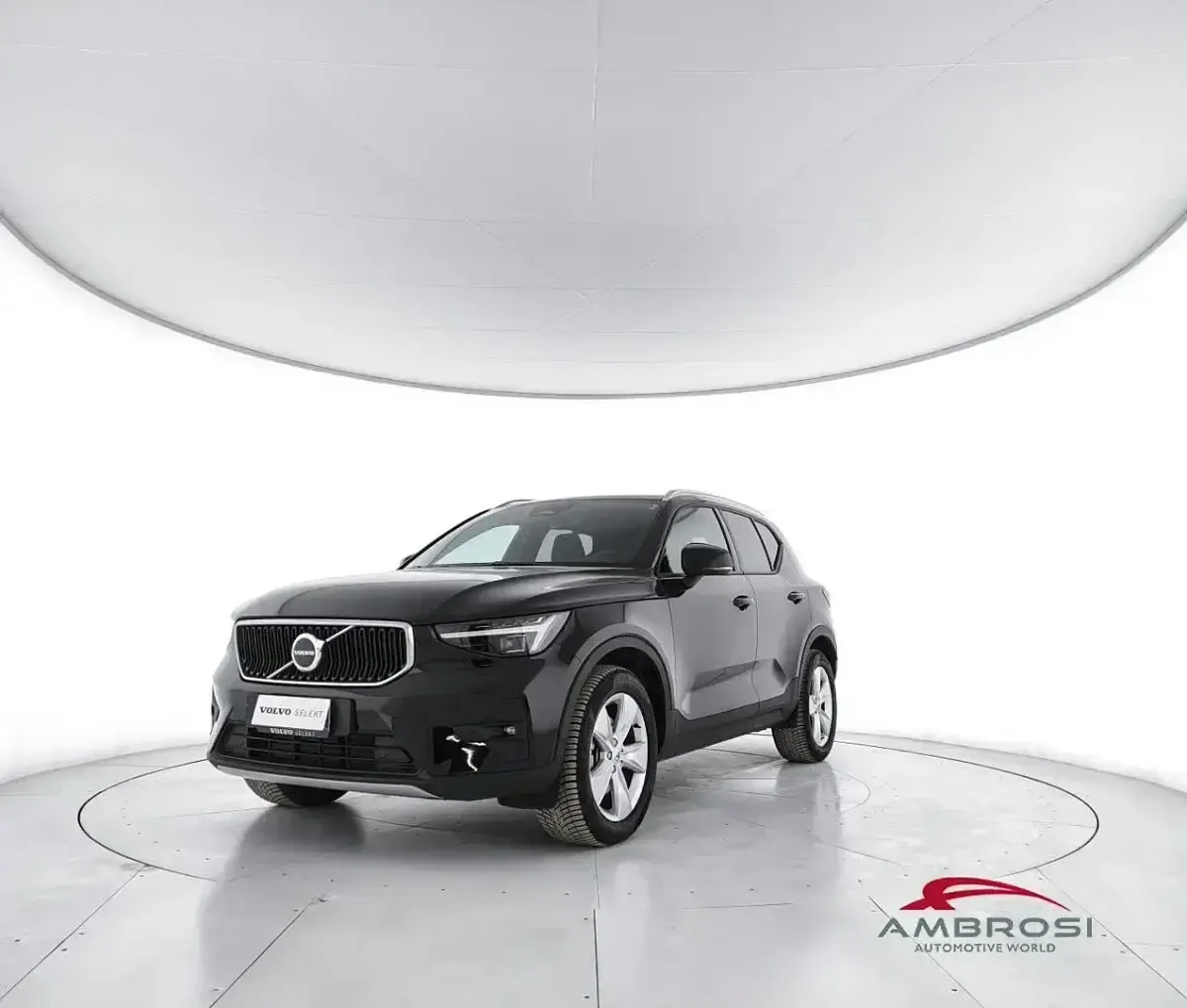 Gebraucht Volvo XC40 Core 163 PS (119 kW) 2025 SUV