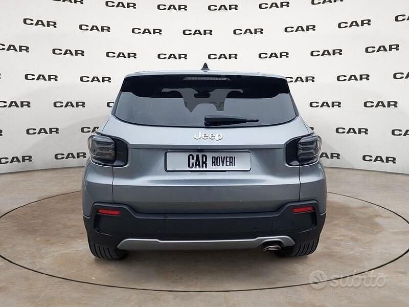 Usata Jeep Avenger Summit 101 CV (74 kW) 2025 Grigio SUV