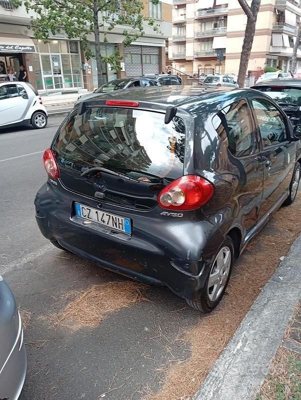 Usata Toyota Aygo 2003 Grigio Utilitaria
