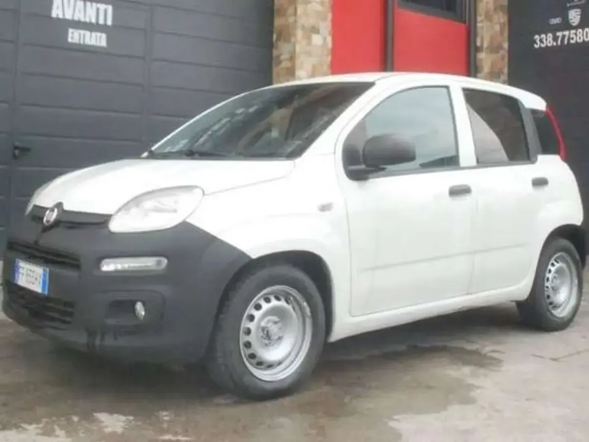 Usata Fiat Panda 4x4 S 80 CV (58 kW) 2016 Bianco Utilitaria