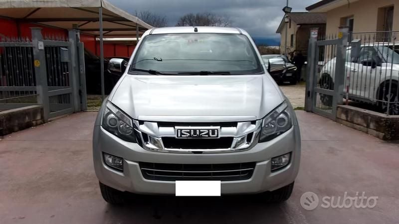Usata Isuzu D-Max 163 CV (119 kW) 2012 Grigio Pick-up