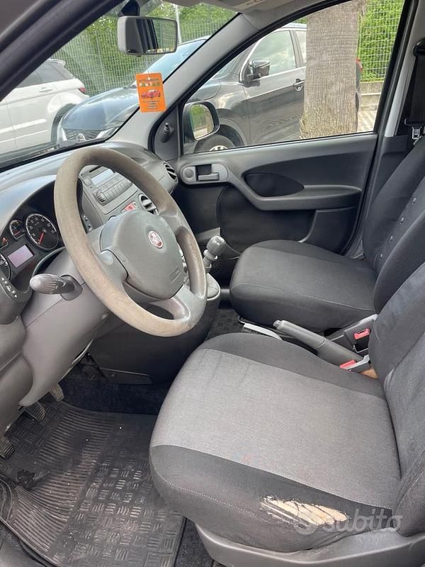 Usata Fiat Panda Dynamic 77 CV (56 kW) 2011 Grigio Utilitaria