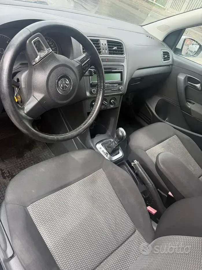 Usata VW Polo 90 CV (66 kW) 2011 Bianco Utilitaria