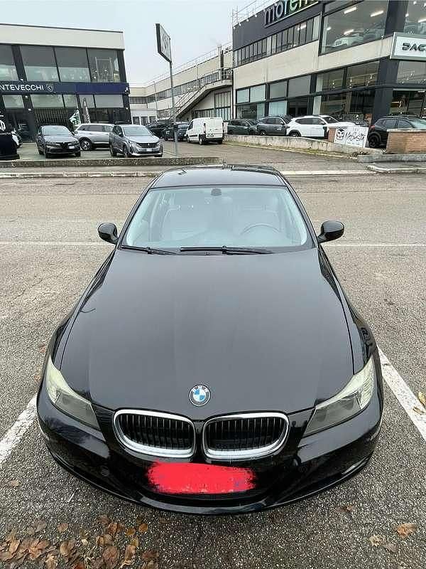 Usata BMW 318 143 CV (105 kW) 2009 Station wagon