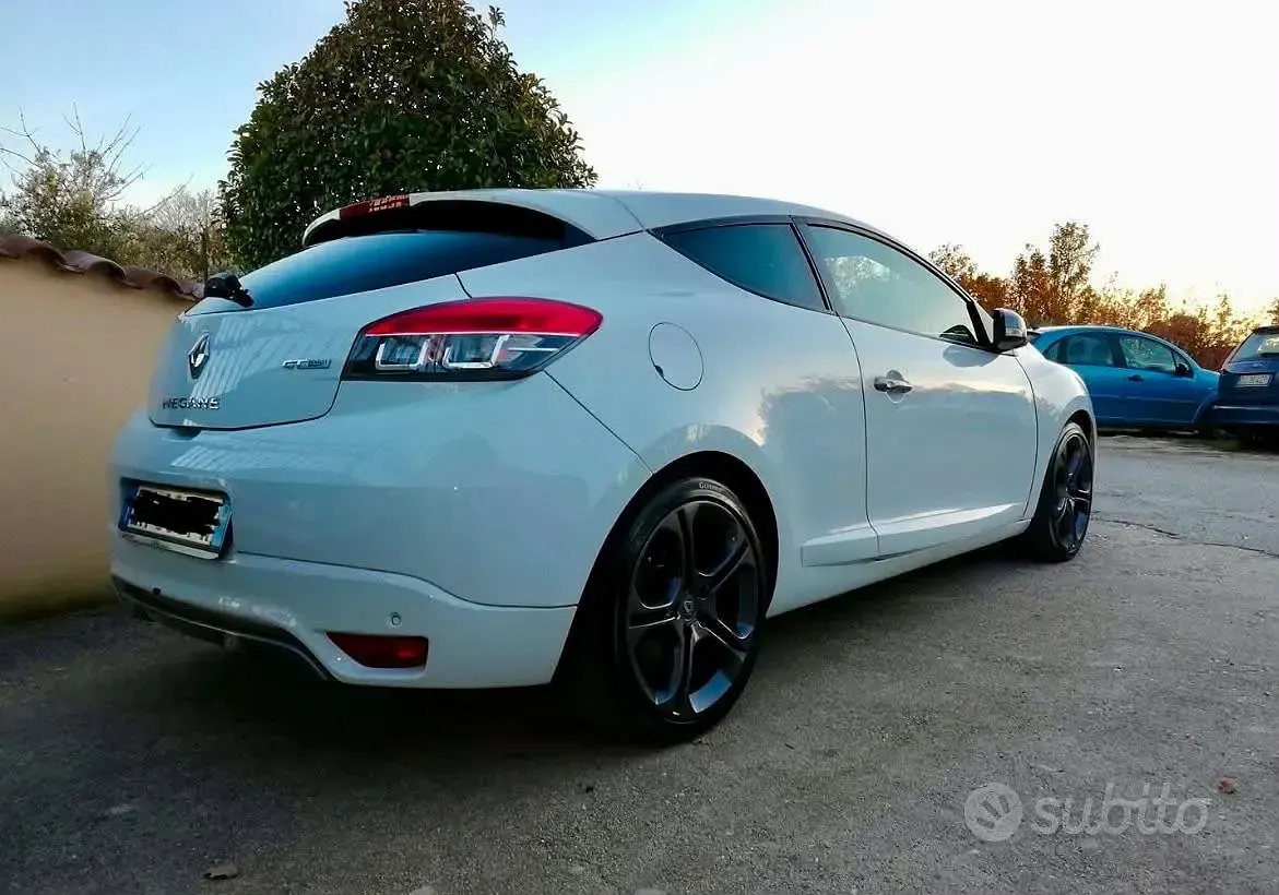 Usata Renault Mégane Coupé GT 160 CV (117 kW) 2012 Bianco Coupé