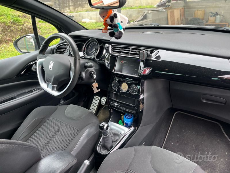 Usata DS Automobiles DS3 Sport Chic 92 CV (67 kW) 2017 Bianco Monovolume