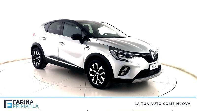 Usata Renault Captur Techno 91 CV (66 kW) 2024 Grigio chiaro tetto nero SUV