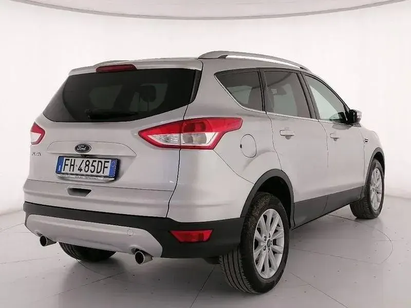 Usata Ford Kuga Titanium 150 CV (110 kW) 2017 Argento SUV