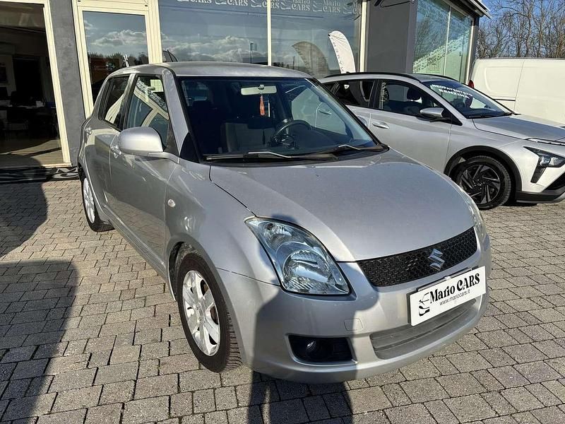 Usata Suzuki Swift GL 91 CV (66 kW) 2009 Argento Utilitaria