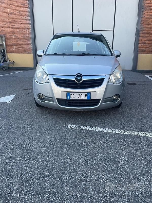Usata Opel Agila Enjoy 65 CV (47 kW) 2010 Grigio Utilitaria