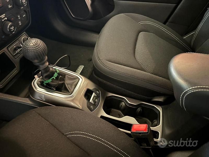 Usata Jeep Renegade Limited 120 CV (88 kW) 2019 Bianco SUV