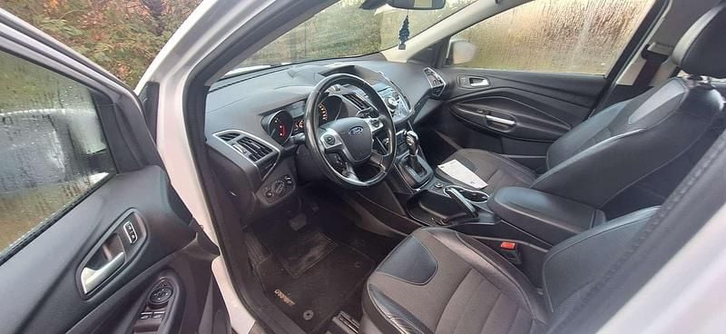 Usata Ford Kuga 150 CV (110 kW) 2015 Bianco SUV