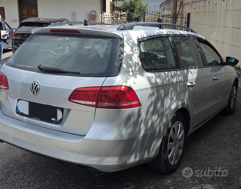 Usata VW Passat 120 CV (88 kW) 2014 Grigio Station wagon