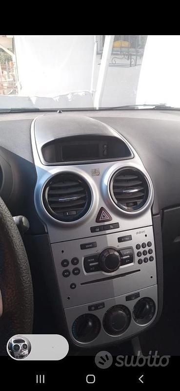 Usata Opel Corsa Sport 90 CV (66 kW) 2007 Nero Utilitaria