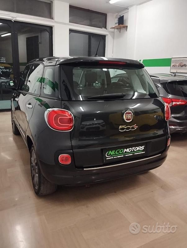 Begagnad Fiat 500L Lounge 80 HK (58 kW) 2014 Grå Minibuss
